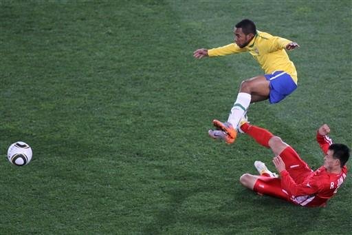 Robinho admite que placar poderia ter sido melhor