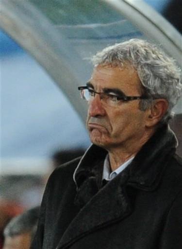 Raymond Domenech n&atilde;o escondeu a decep&ccedil;&atilde;o com a derrota