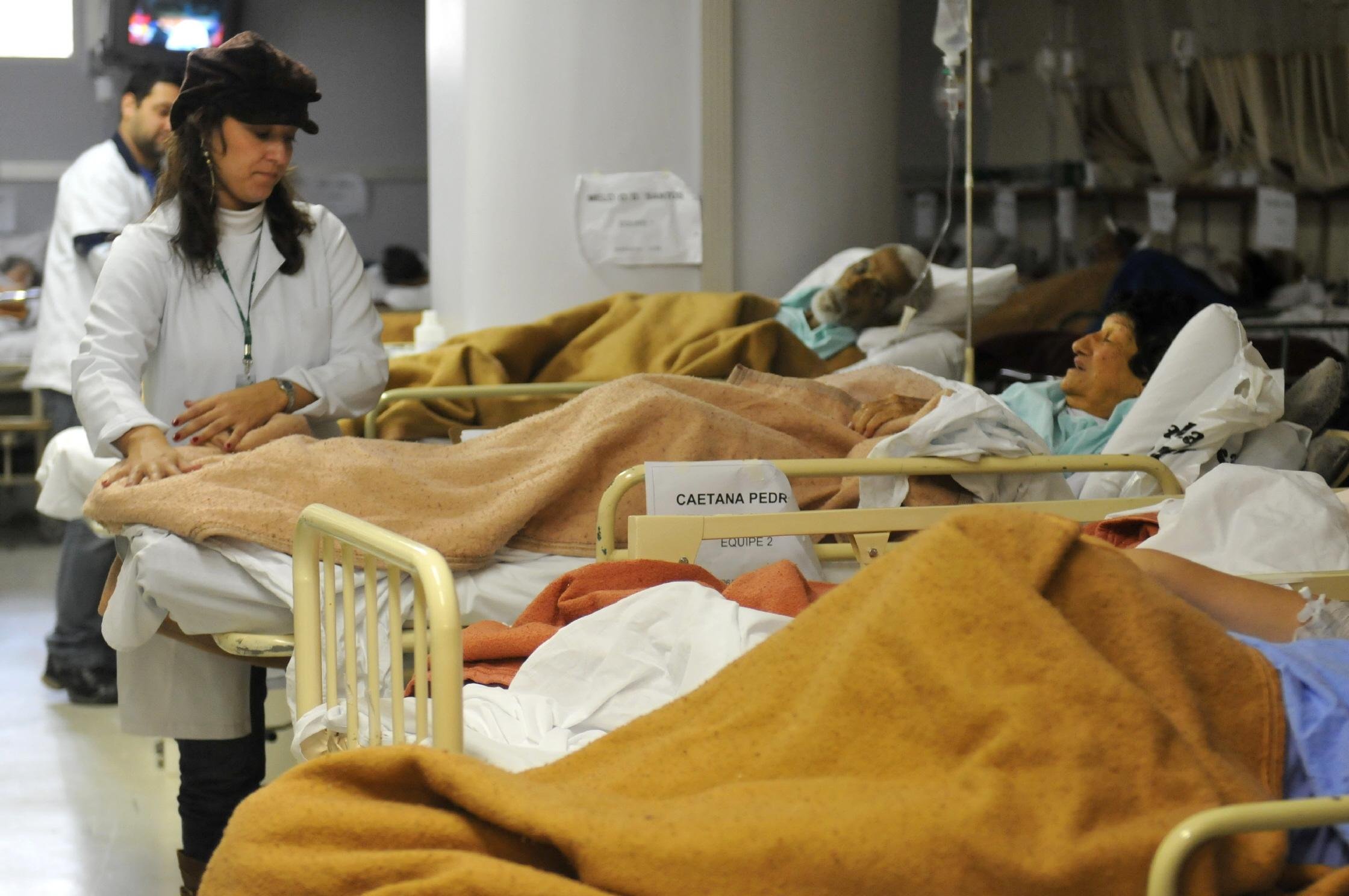 	 Frio lota emerg&ecirc;ncia de hospitais em Porto Alegre