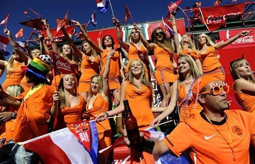 Fifa retira processo contra holandesas por publicidade