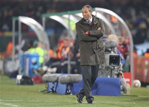 T&eacute;cnico de Camar&otilde;es anuncia sa&iacute;da ap&oacute;s derrota