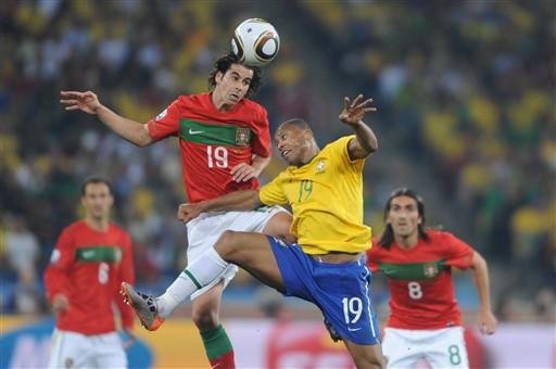 A sele&ccedil;&atilde;o de Portugal, nervosa, tentava parar o Brasil na marca&ccedil;&atilde;o