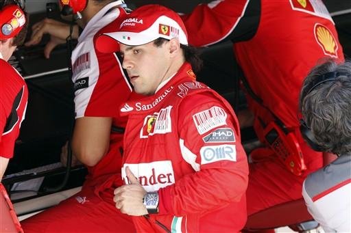 Com nova Ferrari, Massa reclama da pista de Val&ecirc;ncia