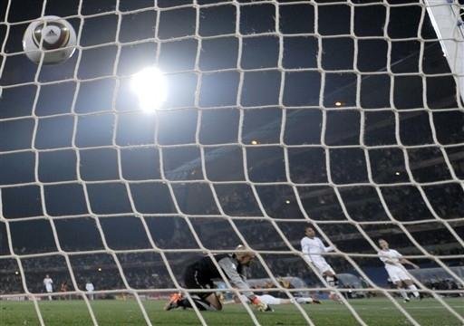 Boateng abre o placar para Gana