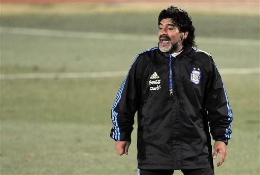 Argentina, de Maradona, reencontra o M&eacute;xico nas oitavas