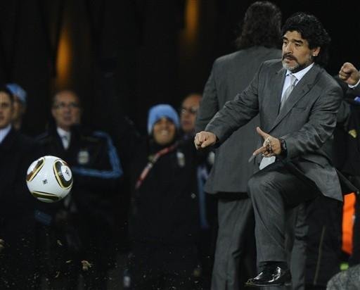 Maradona diz que Argentina deu um banho no M&eacute;xico