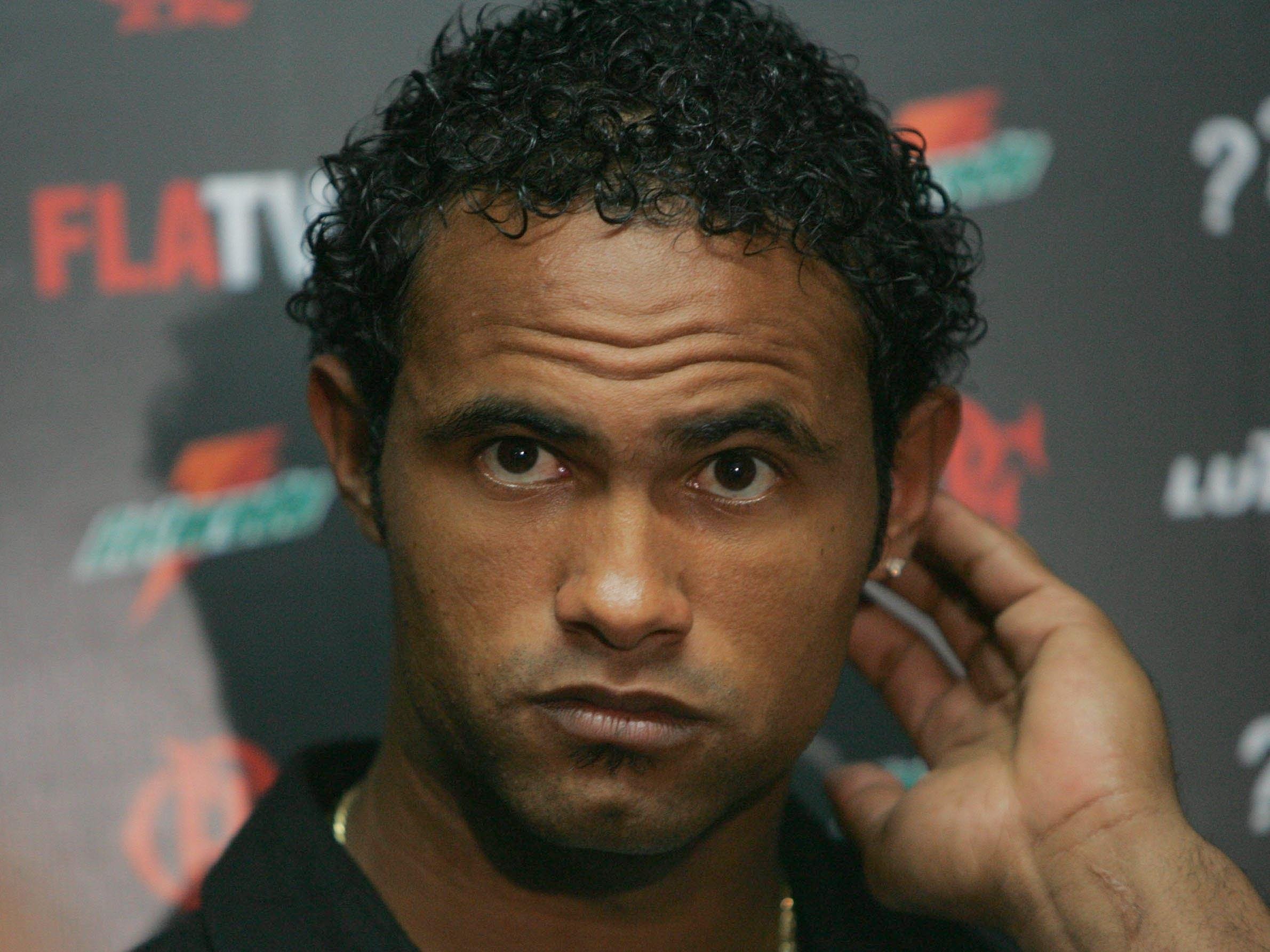 Bruno volta a treinar no Centro do Flamengo