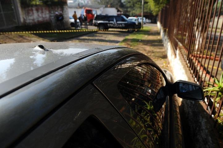 Pol&iacute;cia localiza carro roubado do prefeito de Porto Alegre