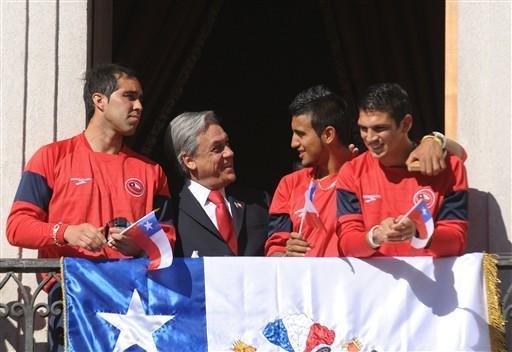 Jogadores conversaram com o presidente do Chile Sebasti&aacute;n Pi&ntilde;era