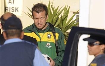 Brasil deixa Port Elizabeth e inicia volta para casa