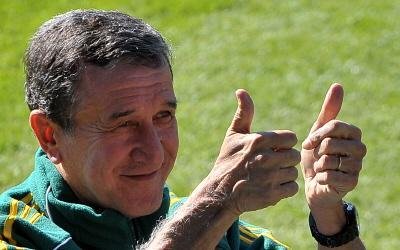 Treinador comandou time nas Copas de 1994 e 2006 e liderou a equipe da &Aacute;frica do Sul neste Mundial