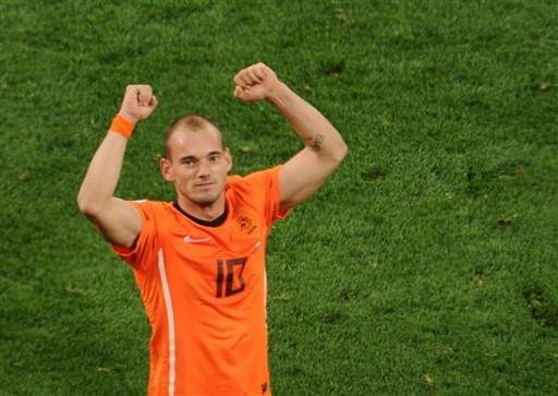 Presidente da Inter admite interesse do Manchester United por Sneijder