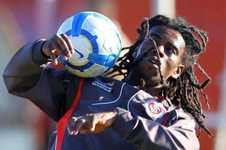 Tinga aguarda pela antecipa&ccedil;&atilde;o da janela de transfer&ecirc;ncias para atuar pelo Inter