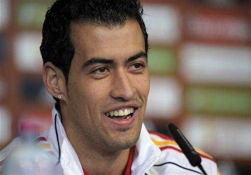 Busquets &eacute; o principal homem de marca&ccedil;&atilde;o no meio-de-campo