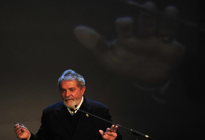 Lula deixa &Aacute;frica do Sul sem reunir-se com presidente da Fifa