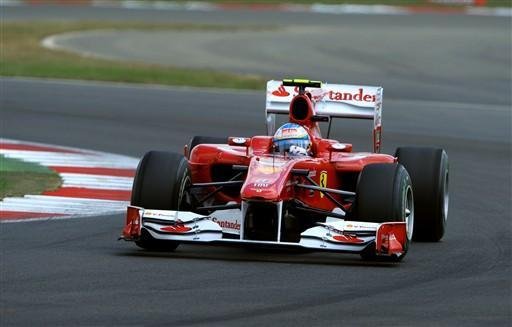 Alonso se diz conformado com dom&iacute;nio da Red Bull