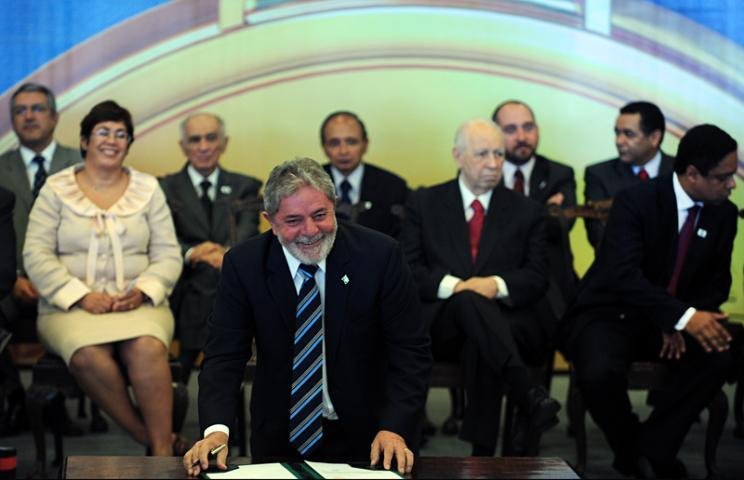 Norma tamb&eacute;m prioriza financiamentos do BNDES para projetos de infraestrutura 