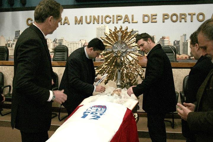 Fortunati decreta luto oficial pela morte de Ervino Besson
