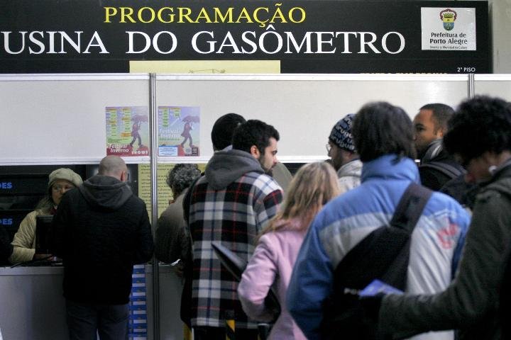 Esgotam ingressos para os shows de Jorge Drexler e Kevin Johansen