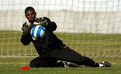 Goleiro acusa Corinthians de ass&eacute;dio moral