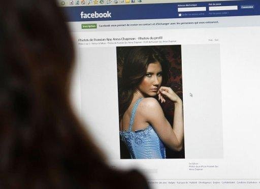 Espi&atilde; russa vira sensa&ccedil;&atilde;o na Internet