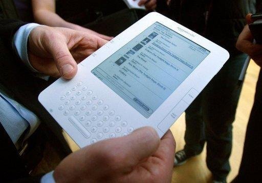 Amazon apresenta duas novas vers&otilde;es de seu e-book Kindle