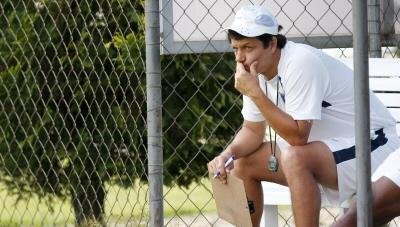 Adilson reverencia Felip&atilde;o antes do cl&aacute;ssico de domingo