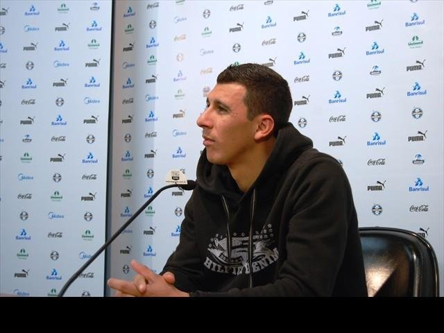 Oz&eacute;ia lamenta falta de gols no Gr&ecirc;mio