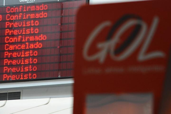 Ap&oacute;s atrasos, Procon alerta para direitos dos passageiros