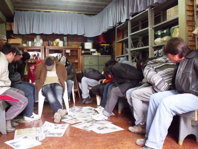 Quinze pessoas foram presas na manh&atilde; desta quarta em Passo Fundo