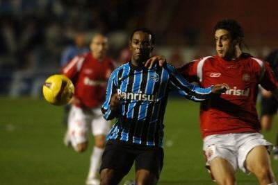 Quatro Grenais marcam trajet&oacute;ria do Gr&ecirc;mio na Sul-Americana
