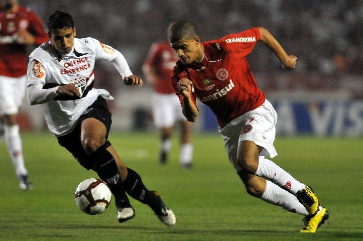 S&atilde;o Paulo e Inter duelam por vaga na final da Libertadores