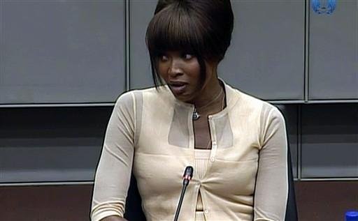  Naomi confirma ter recebido pedras de Charles Taylor