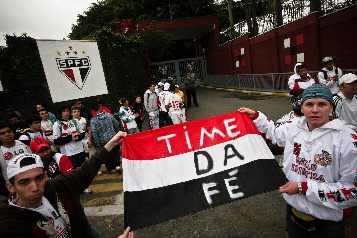 Procura por ingressos para S&atilde;o Paulo e Inter &eacute; baixa