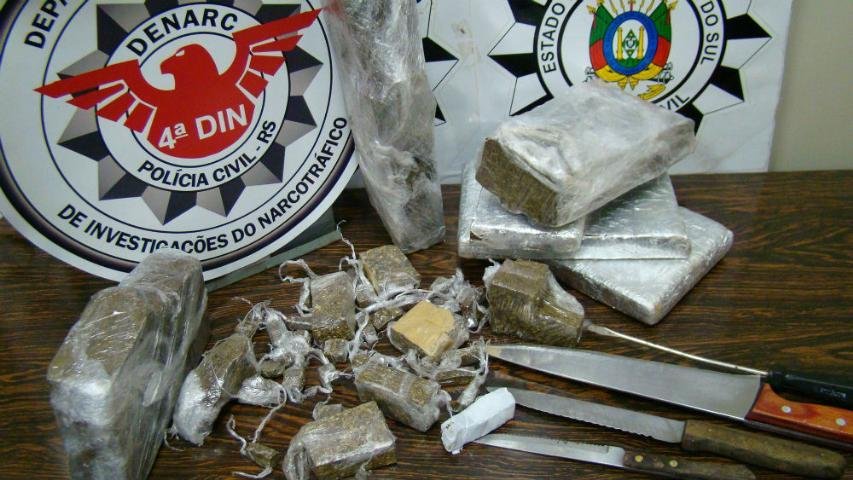 Denarc apreende cinco quilos de maconha na Vila Nazar&eacute;