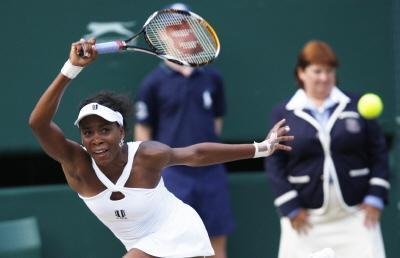 Com dores no joelho, Venus desiste de jogar em Cincinnati