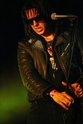 Julian Casablancas, do Strokes, foi uma das atra&ccedil;&otilde;es da noite