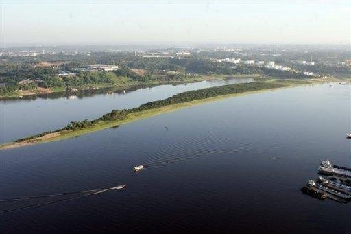 Ingl&ecirc;s percorreu o rio Amazonas a p&eacute;