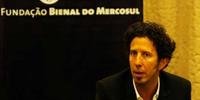 Curador fala sobre a Bienal do Mercosul
