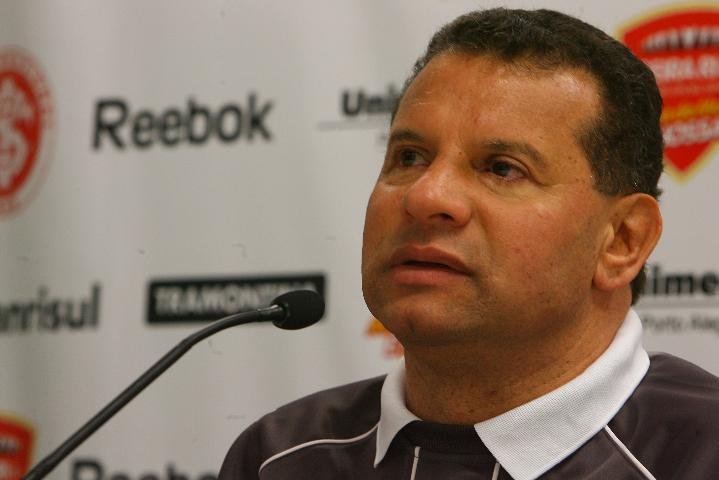 Roth espera um jogo complicado contra o Chivas