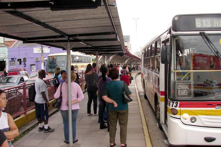 Inscri&ccedil;&atilde;o para Poemas no &Ocirc;nibus termina sexta-feira