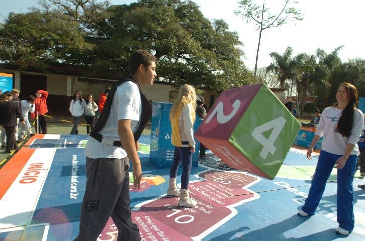 Estudantes aprendem no&ccedil;&otilde;es financeiras com projeto do Banrisul