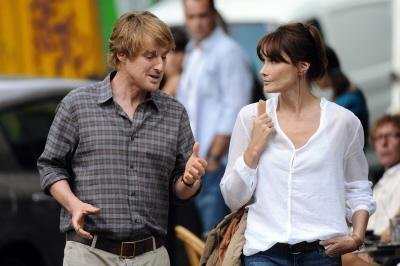 Woody Allen elogia atua&ccedil;&atilde;o de Carla Bruni (ao lado de Owen Wilson) em seu filme