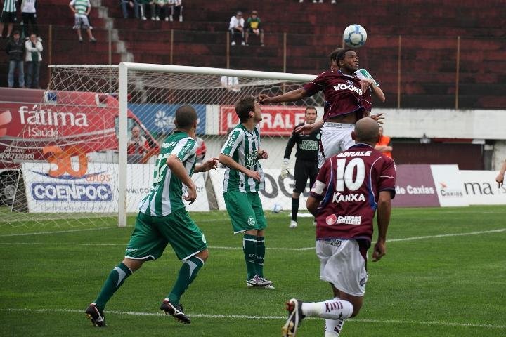 Caxias empata com o Juventude no &uacute;ltimo minuto e complica rival na S&eacute;rie C