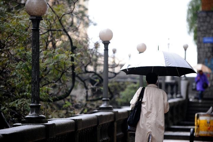 Ciclone extra-tropical deve causar chuva forte no Estado