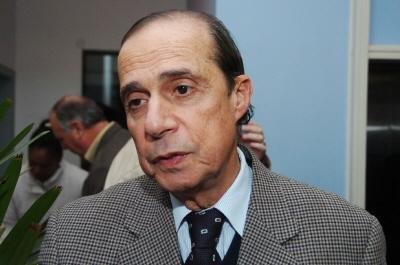 Raul R&eacute;gis n&atilde;o acredita em sim de Koff 
