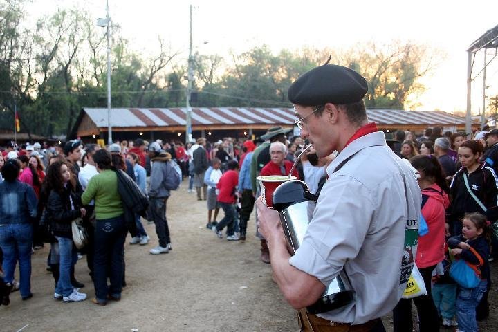 Visitas guiadas ao acampamento come&ccedil;am amanh&atilde;