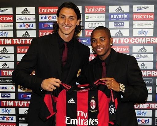 Robinho e Ibrahimovic festejam chance de jogar no Milan