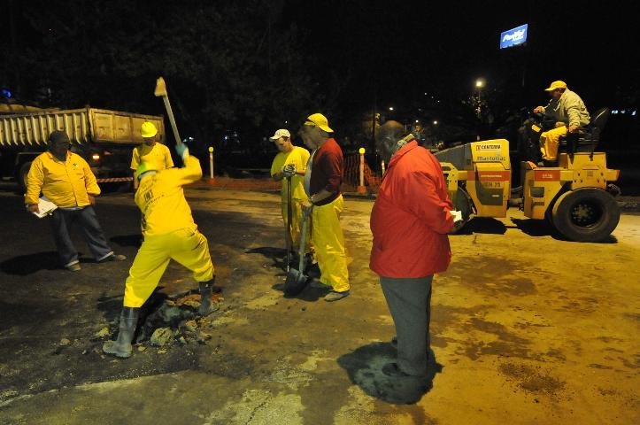 Depois de seis dias de obras, via &eacute; totalmente liberada &agrave;s 22h35min desta quinta-feira