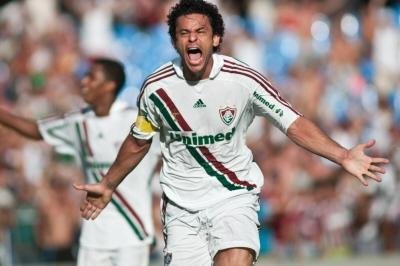 M&eacute;dico do Fluminense pede demiss&atilde;o e v&ecirc; Fred traidor